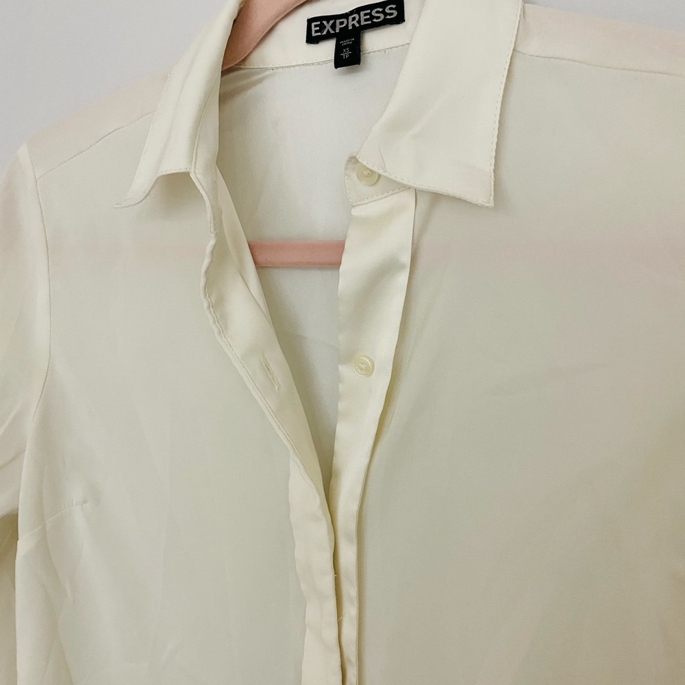 Ivory Button down - Picture 2 of 4